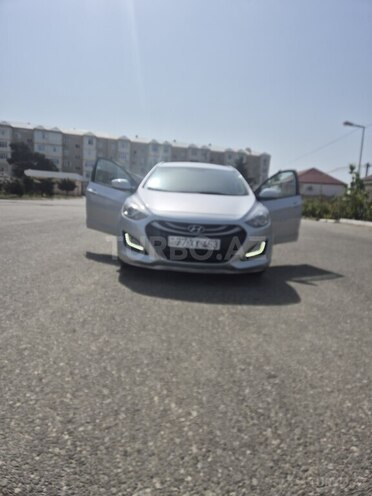 Hyundai i30 2013, 322,000 km - 1.6 л - Bakı