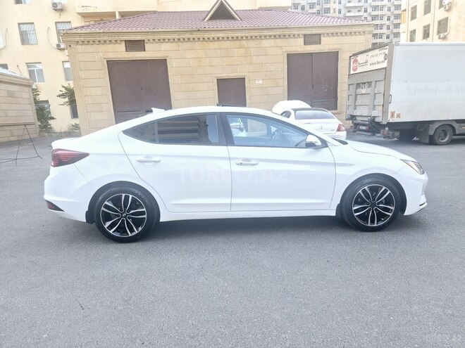 Hyundai Elantra 2020, 123,200 km - 2.0 л - Bakı