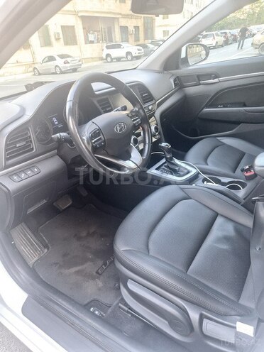 Hyundai Elantra 2020, 123,200 km - 2.0 л - Bakı