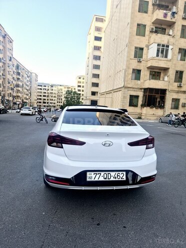 Hyundai Elantra 2020, 123,200 km - 2.0 л - Bakı