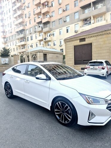 Hyundai Elantra 2020, 123,200 km - 2.0 л - Bakı