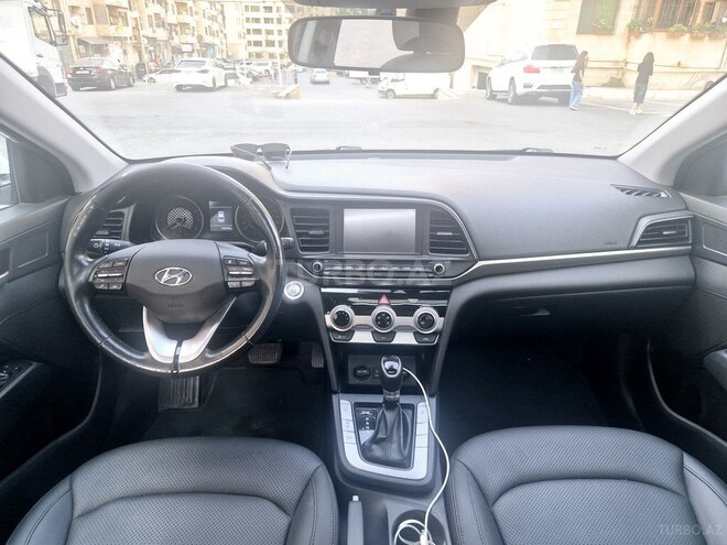Hyundai Elantra 2020, 123,200 km - 2.0 л - Bakı