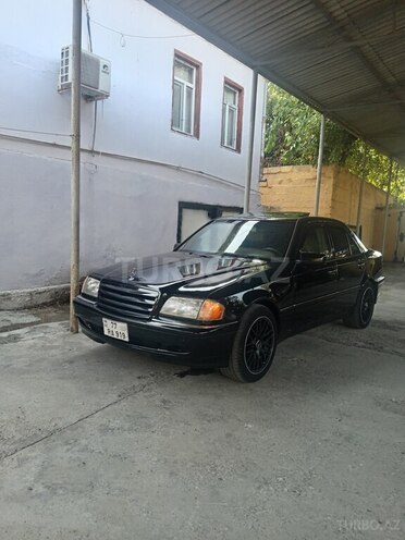 Mercedes C 230 1998, 230,000 km - 2.3 л - Saatlı
