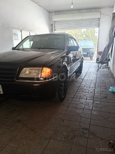 Mercedes C 230 1998, 230,000 km - 2.3 л - Saatlı