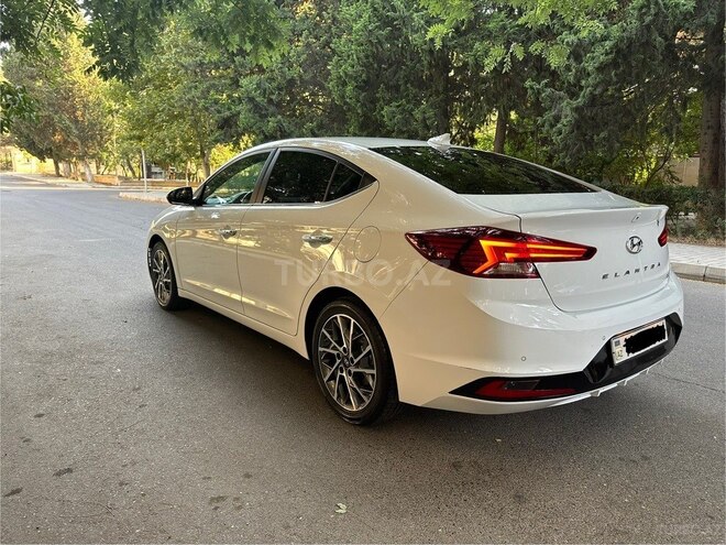 Hyundai Elantra 2020, 118,400 km - 2.0 l - Bakı