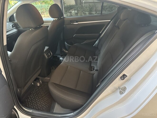 Hyundai Elantra 2020, 118,400 km - 2.0 l - Bakı