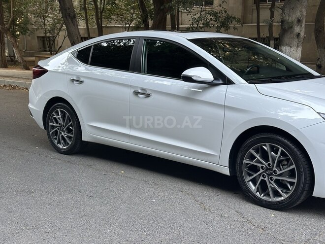 Hyundai Elantra 2020, 118,400 km - 2.0 l - Bakı