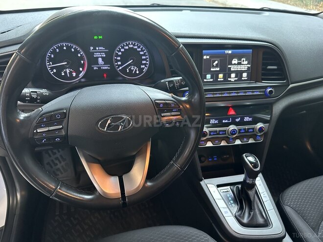 Hyundai Elantra 2020, 118,400 km - 2.0 l - Bakı