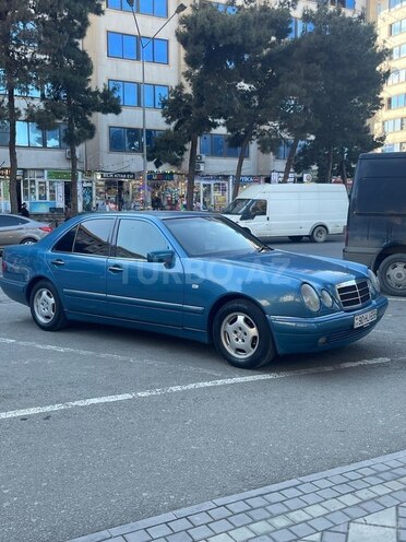 Mercedes E 200 1996, 588,000 km - 2.0 l - Xaçmaz