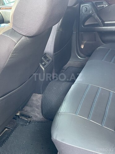 Mercedes E 200 1996, 588,000 km - 2.0 l - Xaçmaz