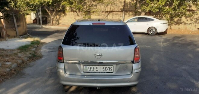 Opel Astra 2010, 235,000 km - 1.7 l - Bakı