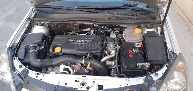 Opel Astra 2010, 235,000 km - 1.7 l - Bakı