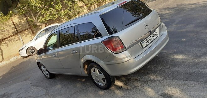 Opel Astra 2010, 235,000 km - 1.7 l - Bakı