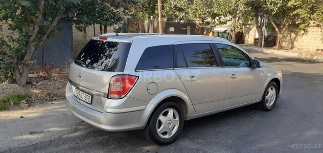 Opel Astra 2010, 235,000 km - 1.7 l - Bakı