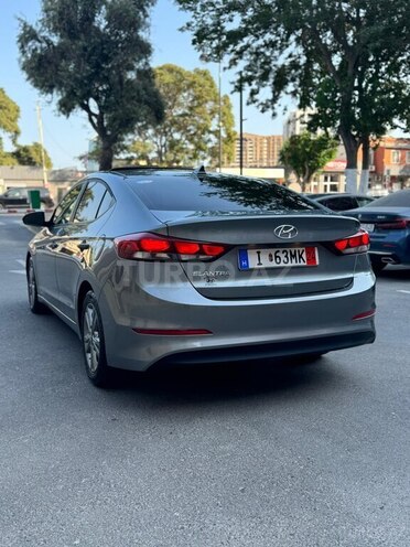 Hyundai Elantra 2016, 176,293 km - 2.0 l - Bakı