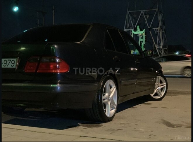 Mercedes E 260 2000, 400,000 km - 2.6 l - Bakı