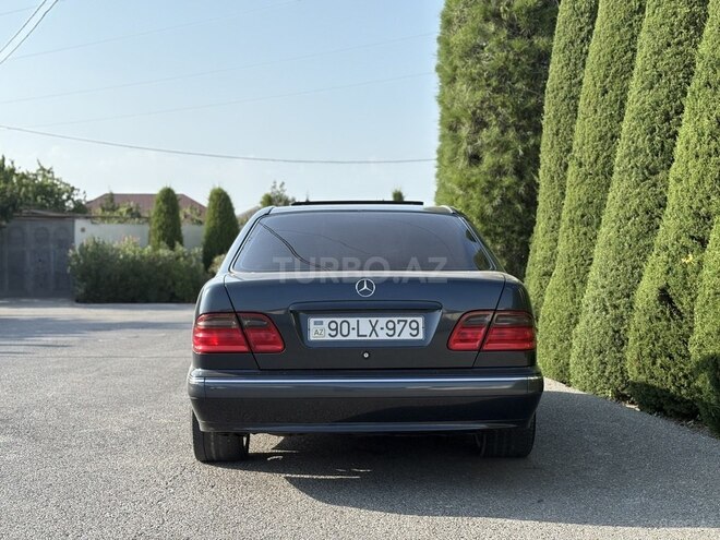 Mercedes E 260 2000, 400,000 km - 2.6 l - Bakı