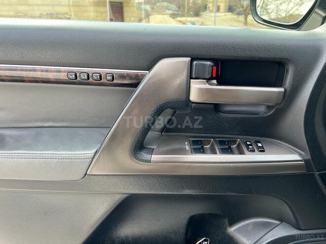 Toyota Land Cruiser 2008, 313,544 km - 5.7 l - Bakı