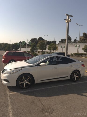 Hyundai Azera 2013, 201,700 km - 2.4 л - Bakı