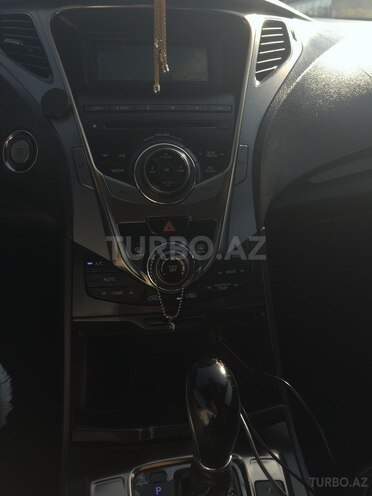 Hyundai Azera 2013, 201,700 km - 2.4 л - Bakı