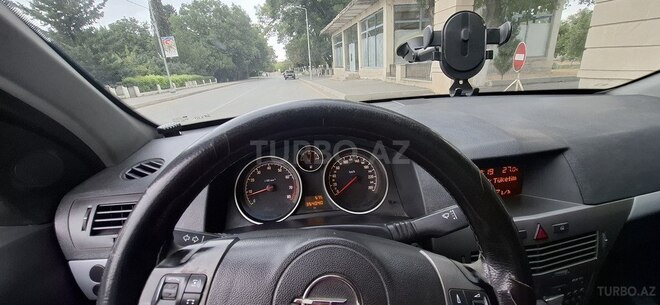 Opel Astra 2006, 354,040 km - 1.6 l - Quba