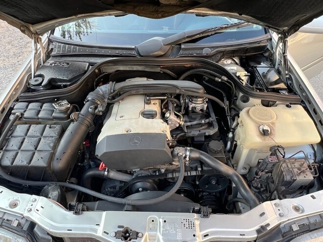 Mercedes C 180 1999, 610,000 km - 1.8 л - Bakı