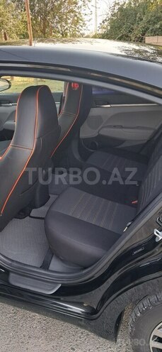Hyundai Elantra 2019, 110,499 km - 2.0 л - Saatlı