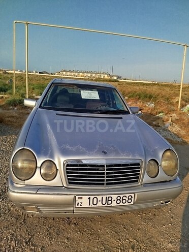 Mercedes E 230 1997, 435,000 km - 2.3 l - Bakı