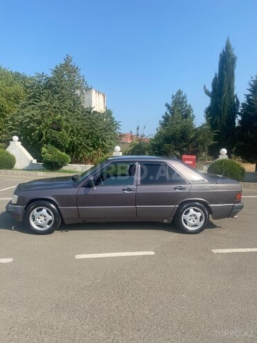 Mercedes 190 1991, 380,000 km - 2.0 l - Lənkəran
