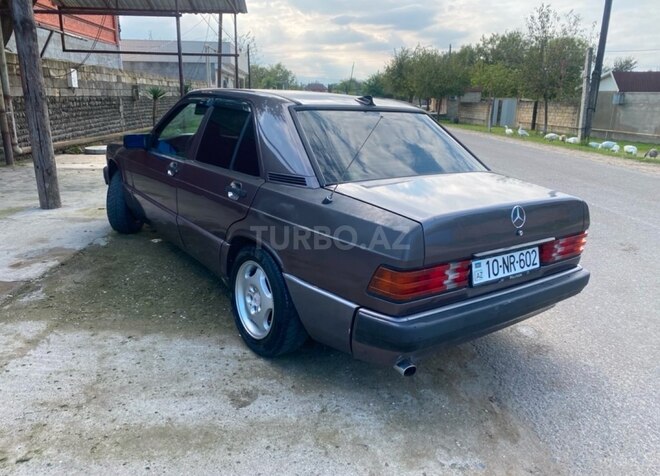 Mercedes 190 1991, 380,000 km - 2.0 l - Lənkəran