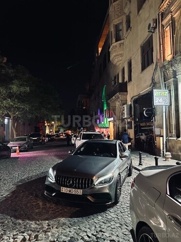 Mercedes C 220 d 2016, 145,000 km - 2.1 l - Bakı