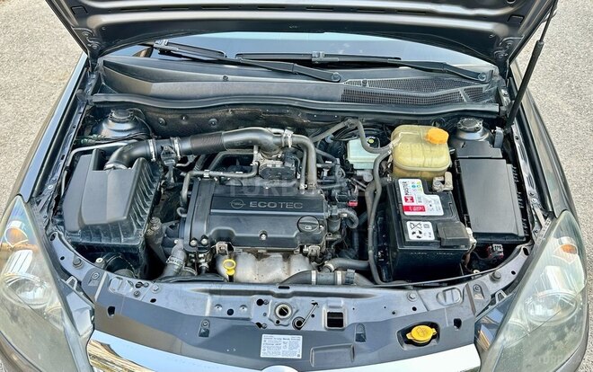 Opel Astra 2009, 235,000 km - 1.4 l - Bakı