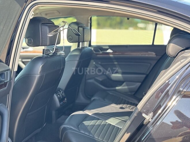 Volkswagen Passat 2017, 100,500 km - 1.8 l - Bakı