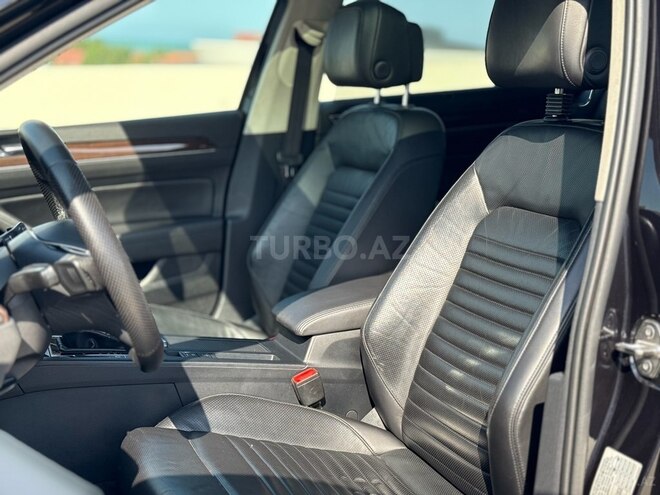 Volkswagen Passat 2017, 100,500 km - 1.8 l - Bakı