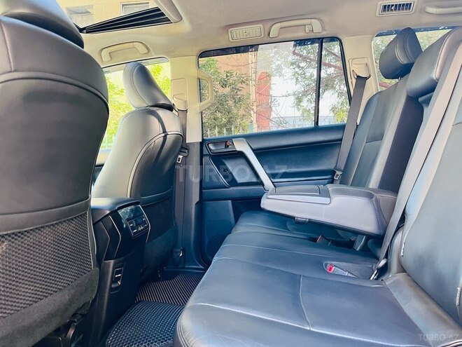 Toyota Land Cruiser Prado 2014, 135,000 km - 2.7 l - Bakı