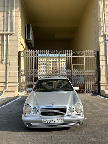 Mercedes E 240 1997, 450,000 km - 2.4 l - Sumqayıt