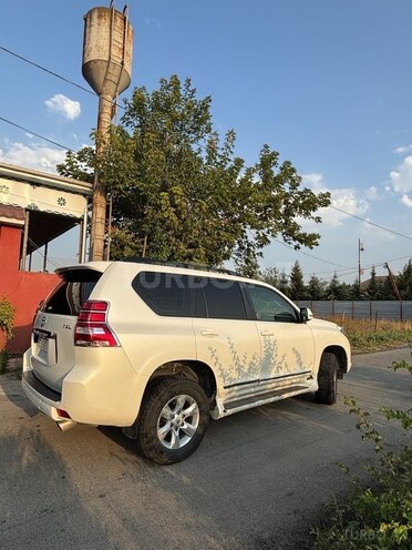 Toyota Land Cruiser Prado 2010, 181,000 km - 2.7 л - Cəlilabad
