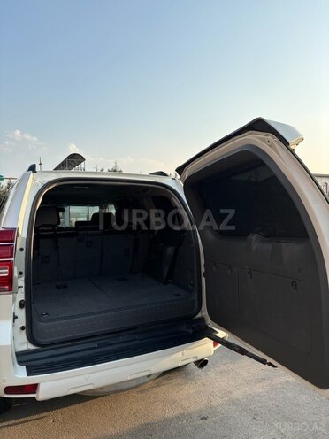 Toyota Land Cruiser Prado 2010, 181,000 km - 2.7 л - Cəlilabad