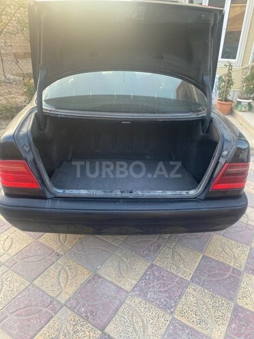 Mercedes E 220 1999, 350,000 km - 2.2 l - Bakı