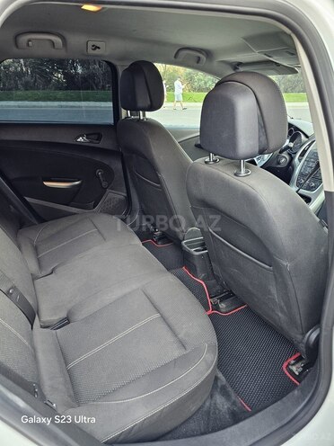 Opel Astra 2011, 290,000 km - 1.3 l - Bakı
