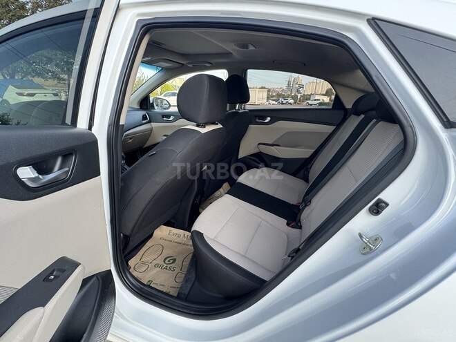Hyundai Accent 2018, 139,000 km - 1.6 л - Bakı