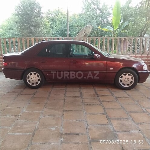 Mercedes C 180 1999, 250,000 km - 1.8 l - Salyan