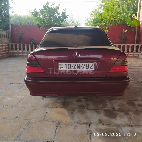 Mercedes C 180 1999, 250,000 km - 1.8 l - Salyan