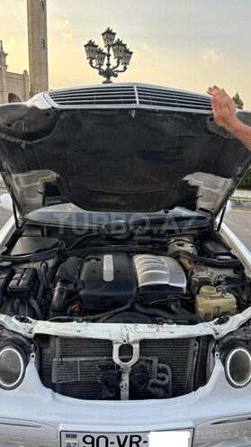 Mercedes E 220 2001, 550,000 km - 2.2 l - Bakı