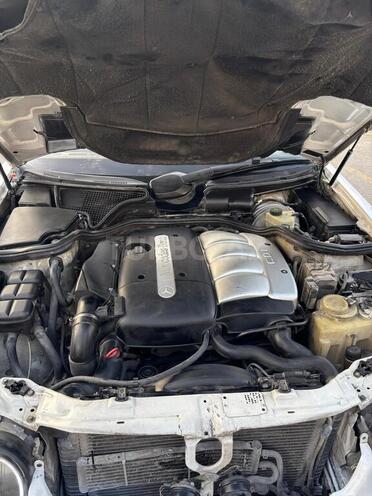 Mercedes E 220 2001, 550,000 km - 2.2 l - Bakı