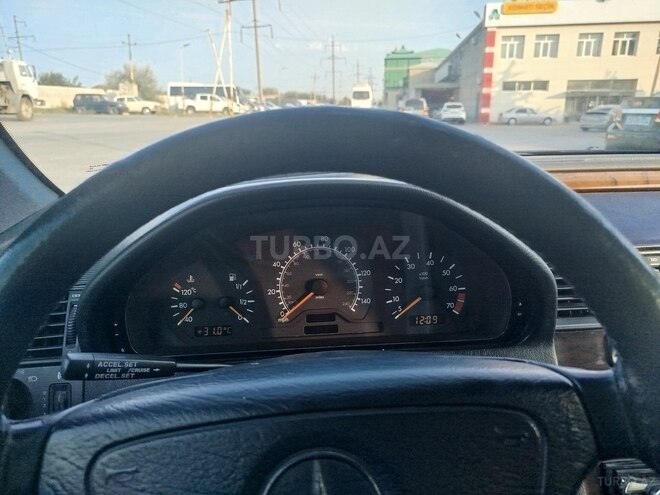 Mercedes C 200 1998, 290,068 km - 2.0 l - Bakı