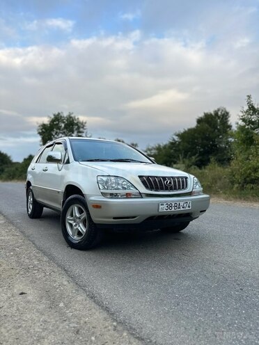 Lexus RX 300 2001, 245,000 km - 3.0 l - Qusar