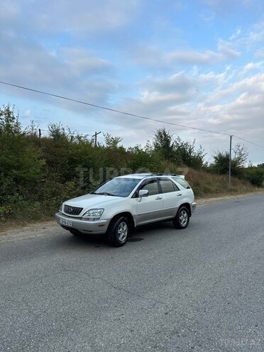 Lexus RX 300 2001, 245,000 km - 3.0 l - Qusar