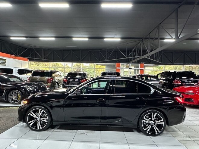 BMW 330e 2021, 65,700 km - 2.0 л - Bakı