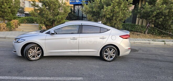 Hyundai Avante 2016, 188,000 km - 1.6 l - Bakı